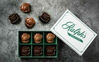 ラルフ ローレンの「ポロベア」がチョコレートに、日本限定チョコが登場