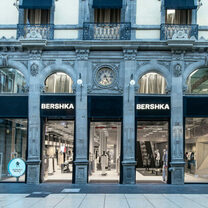 Bershka reabre las puertas de su icónica tienda en Madero
