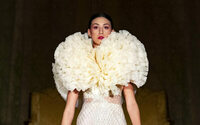 Haute couture: renaissance chez Juana Martin, arc-en-ciel chez Yanina Couture