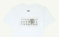 MM6が2023年春夏コレクションのTシャツを20枚限定で発売