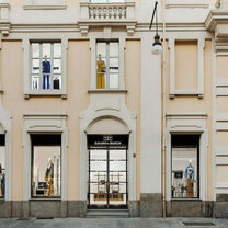 Elisabetta Franchi inaugura a Torino il suo nuovo store concept