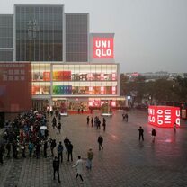 Fast Retailing (Uniqlo) получила рекордную квартальную выручку благодаря Китаю