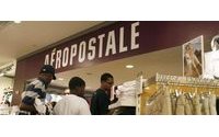 Aeropostale posts loss for eighth straight quarter